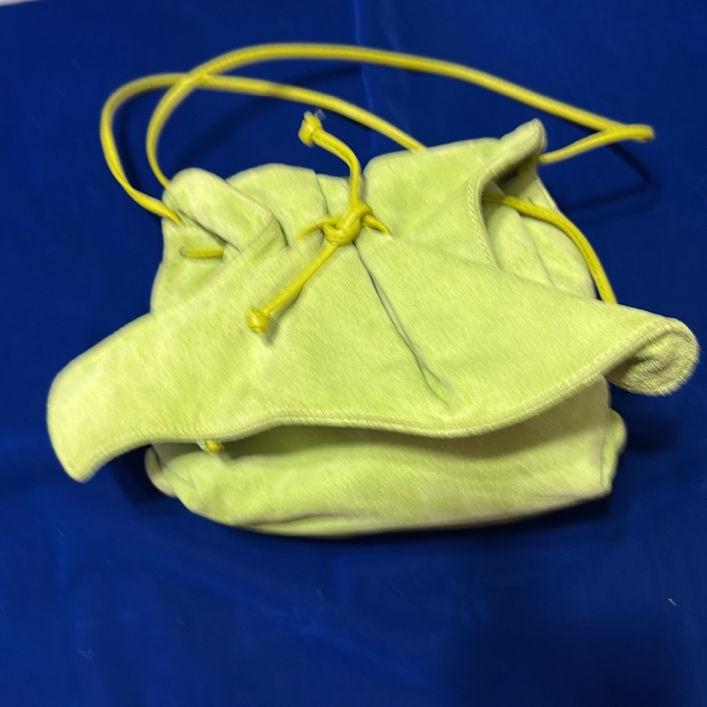 Lime Green Drawstring Women's Bag - Picture 4 of 5